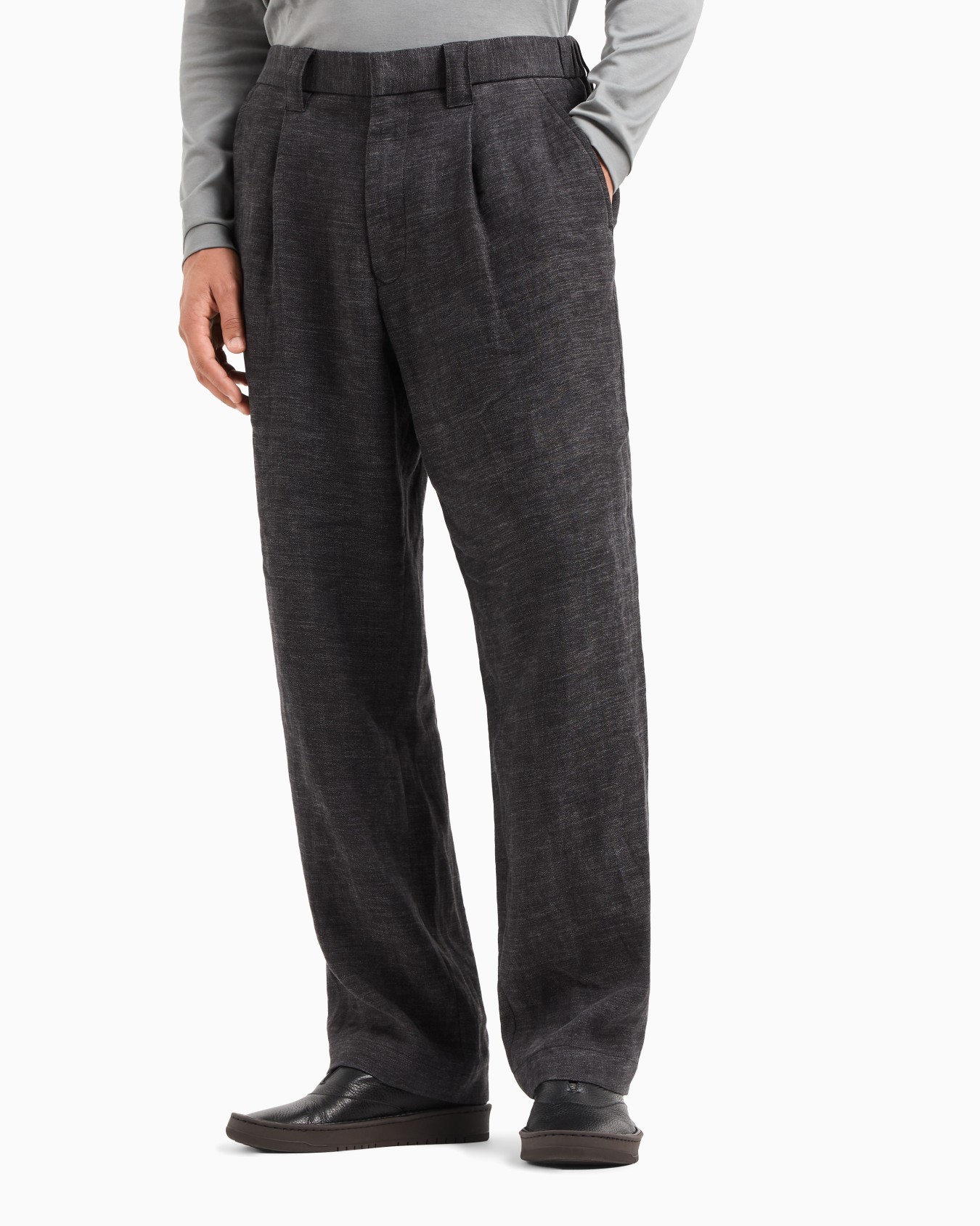 Pantalon à une pince en sergé de lin délavé Diapositive 4