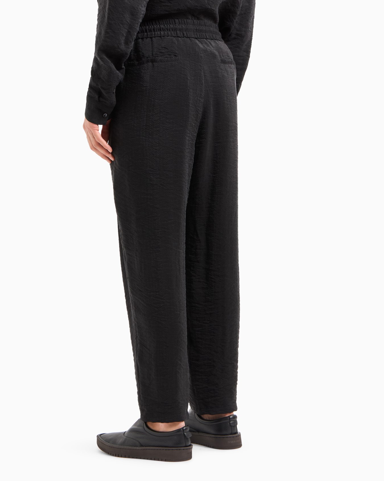 Flatfront-Hose aus Cupro in Jacquard-Stoff-Verarbeitung Folie 3