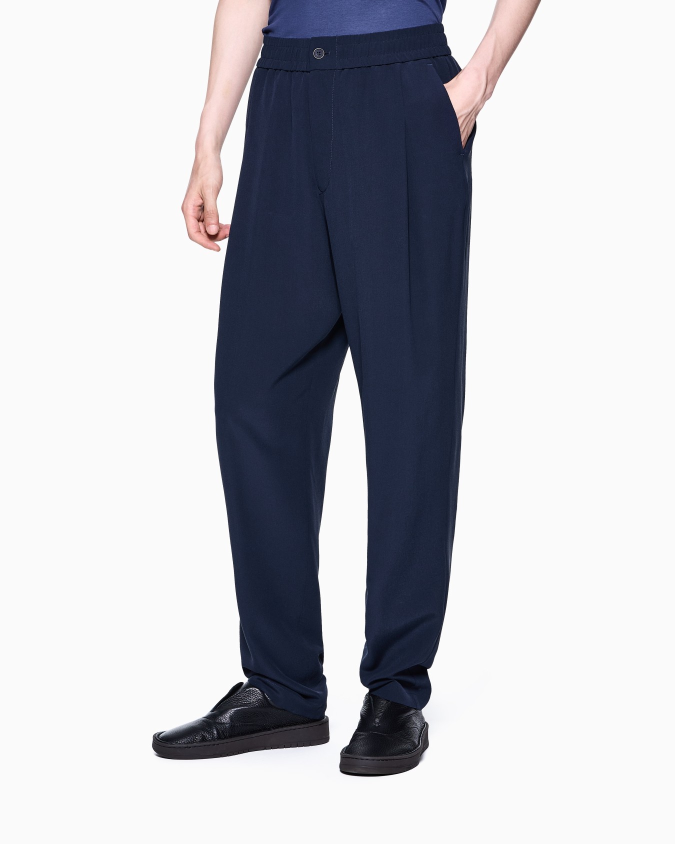 Pantalon sans pince en crêpe de soie Diapositive 3