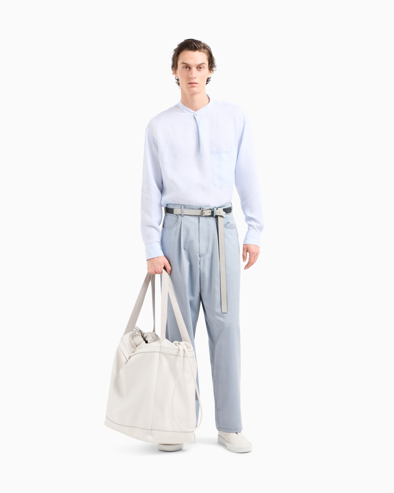Shopper mit Schultergurt aus Nappa Folie 6