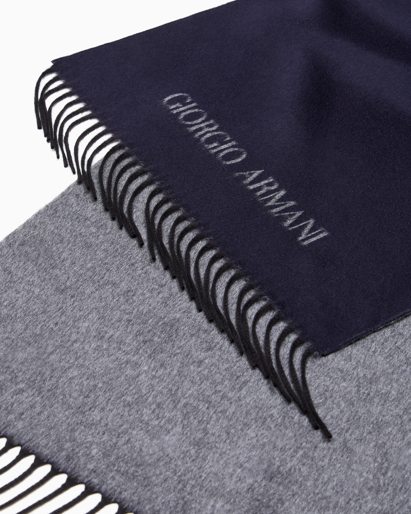 Écharpe en soie et cachemire Diapositive 1