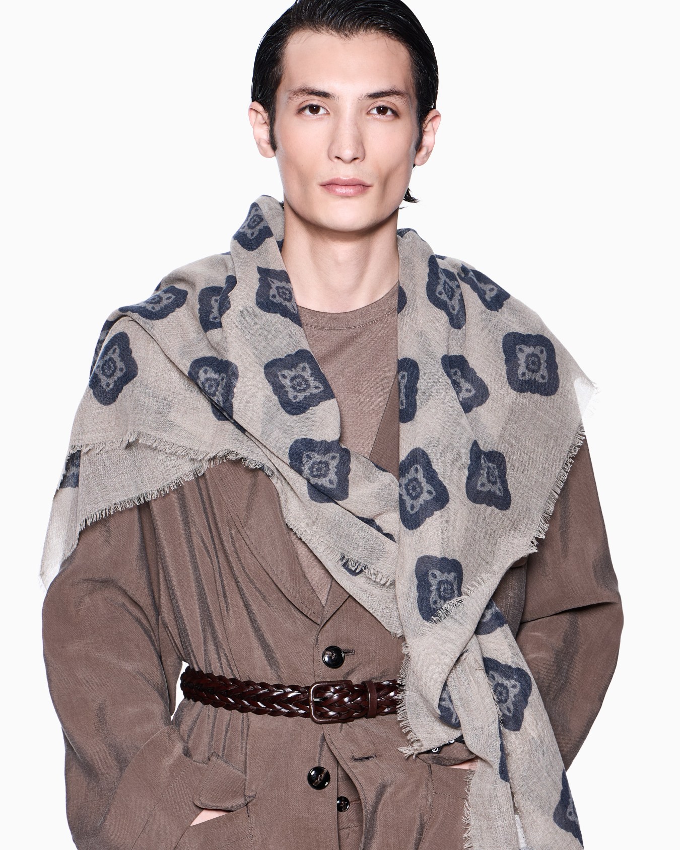 Foulard en laine vierge et laine de yak imprimé Diapositive 2