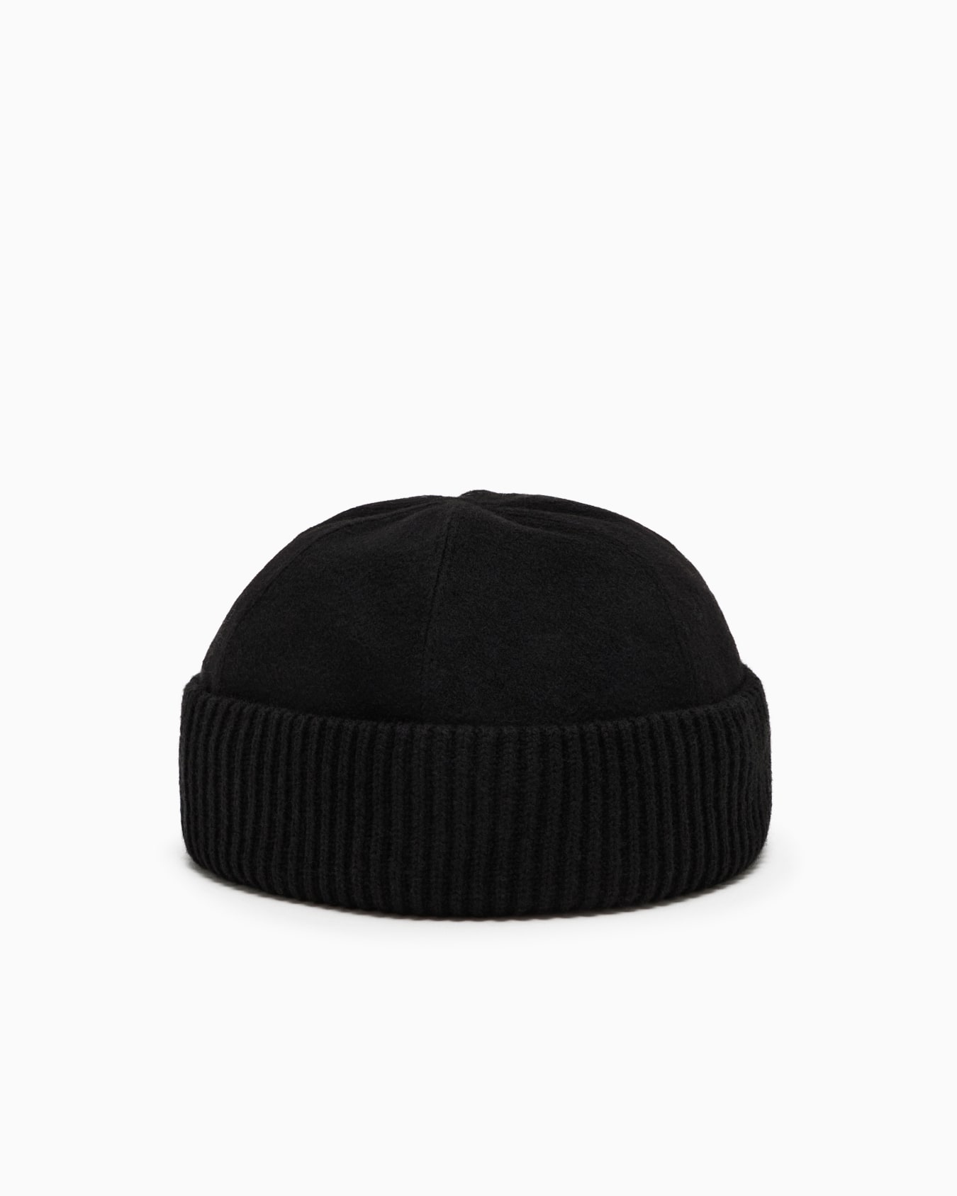 Wool and cashmere beanie hat Slide 0