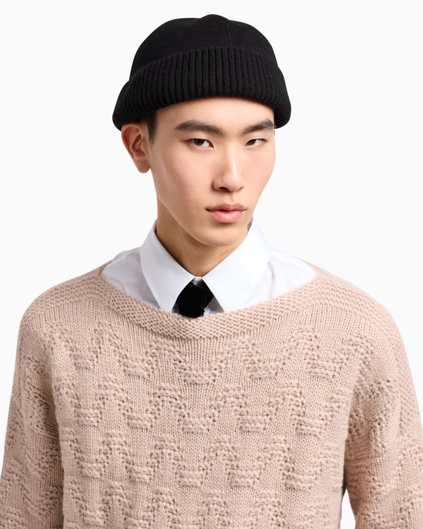 Wool and cashmere beanie hat Slide 2