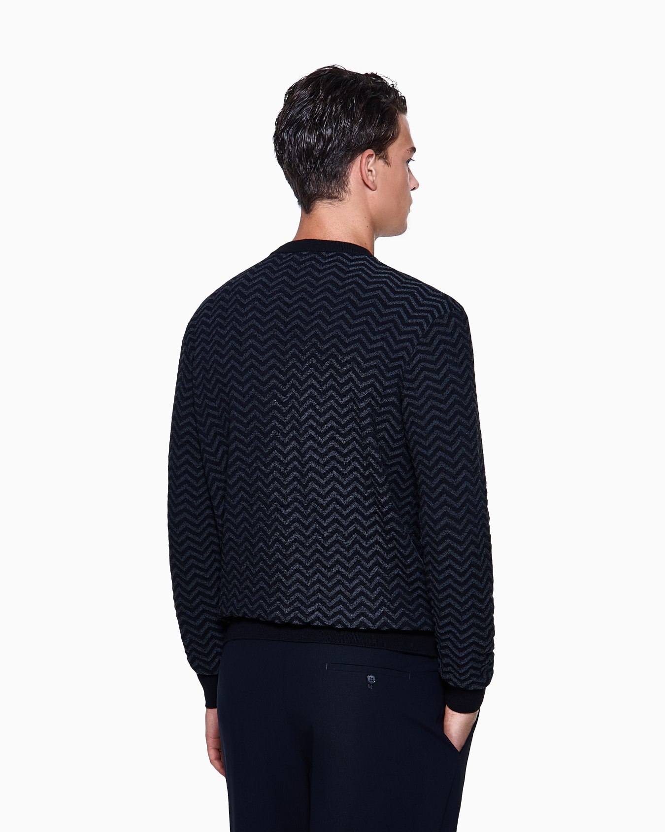 Maglia girocollo in lana vergine chevron vanisé Slide 2