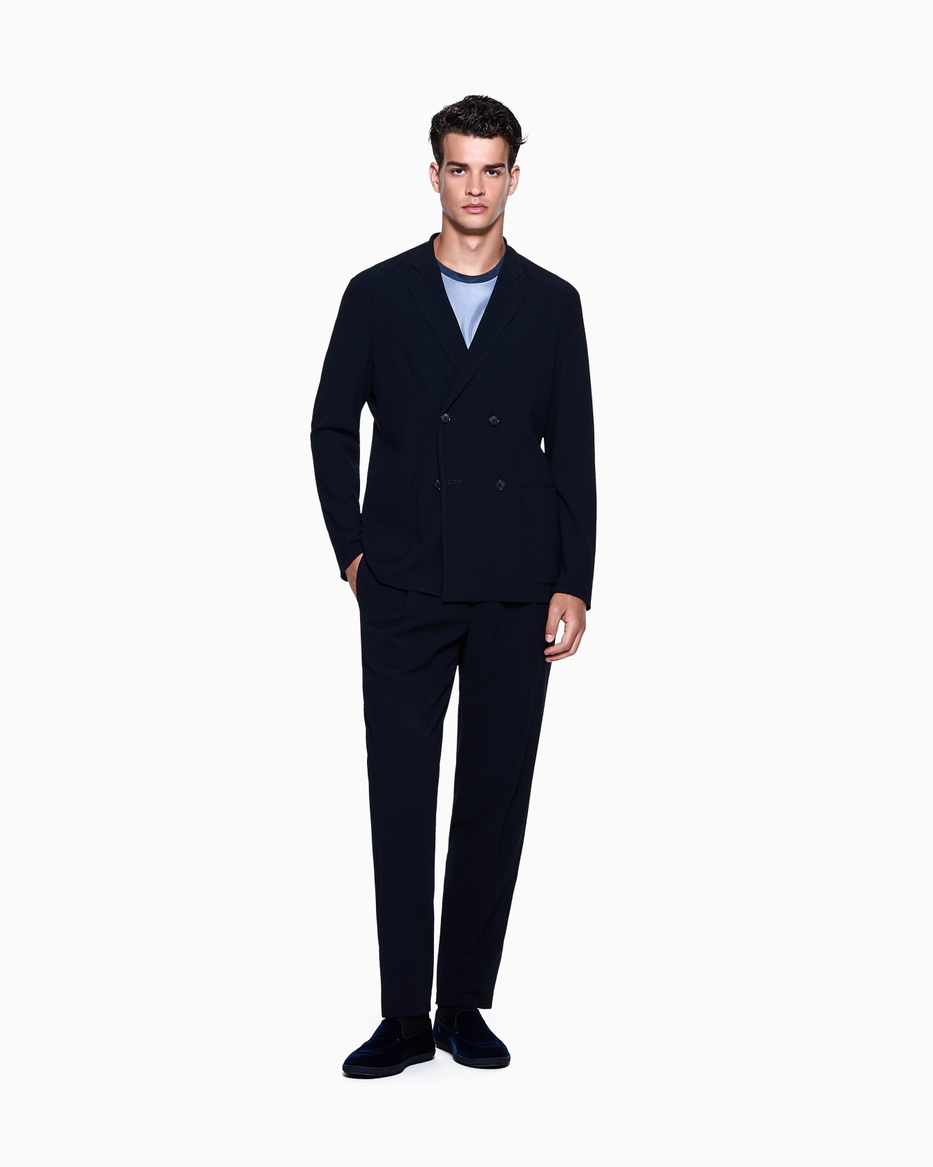 Double-breasted jacket in crêpe virgin wool Slide 1