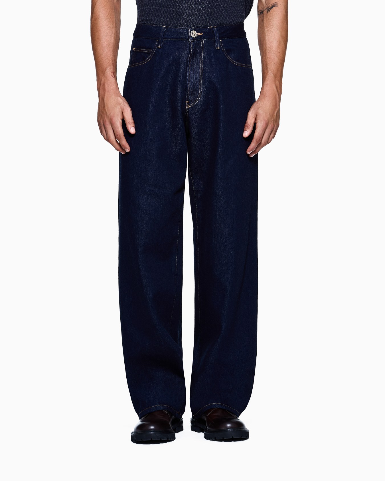 Pantalon 5 poches en denim de coton de luxe Diapositive 3