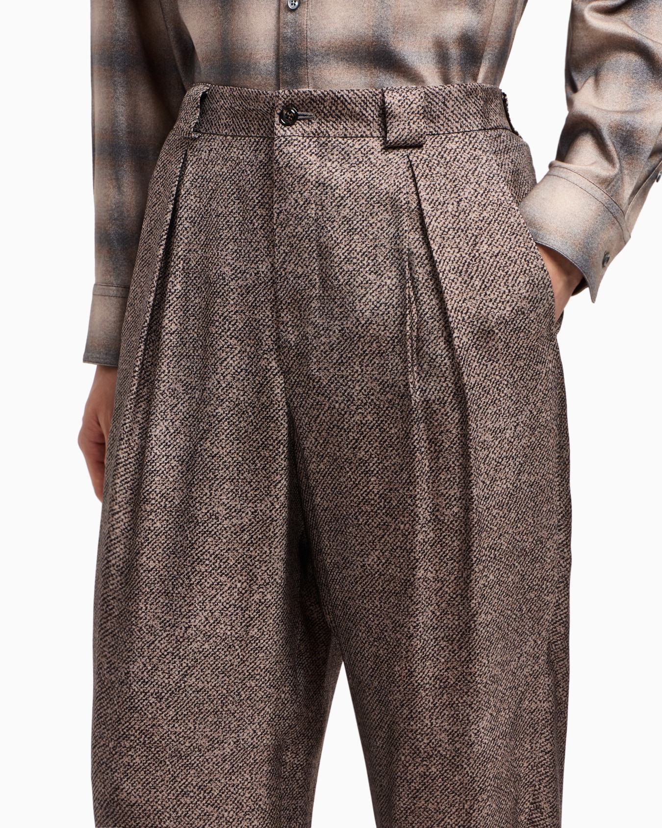 Textured Viscose Pleated Trousers Slide 5