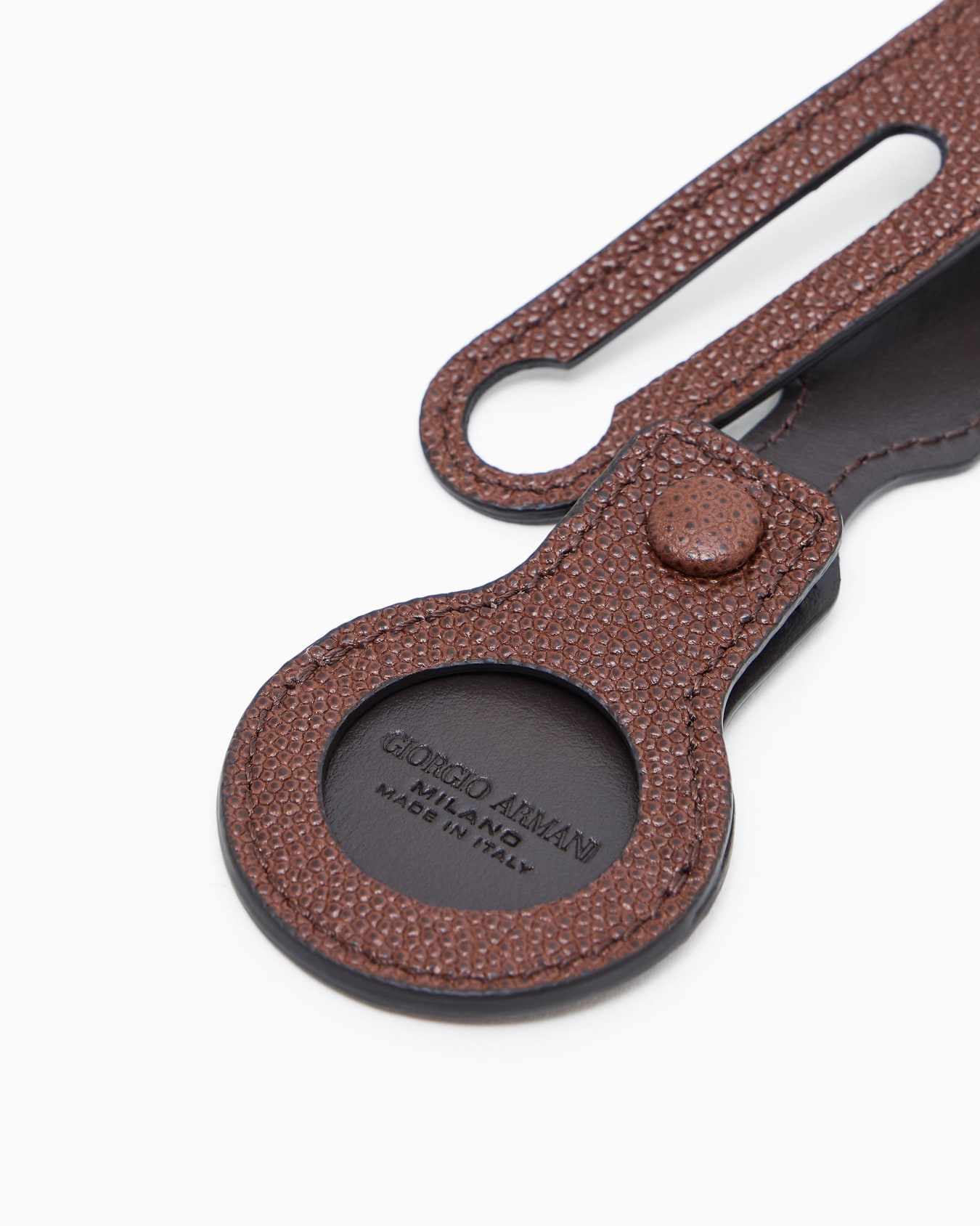 AirTag keyring in pebbled calfskin Slide 2