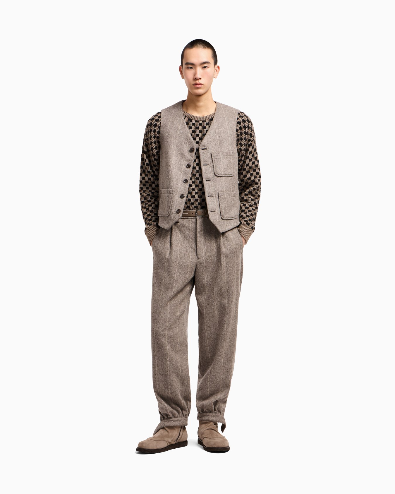 Crew-neck jumper in cashmere and silk blend jacquard Slide 2