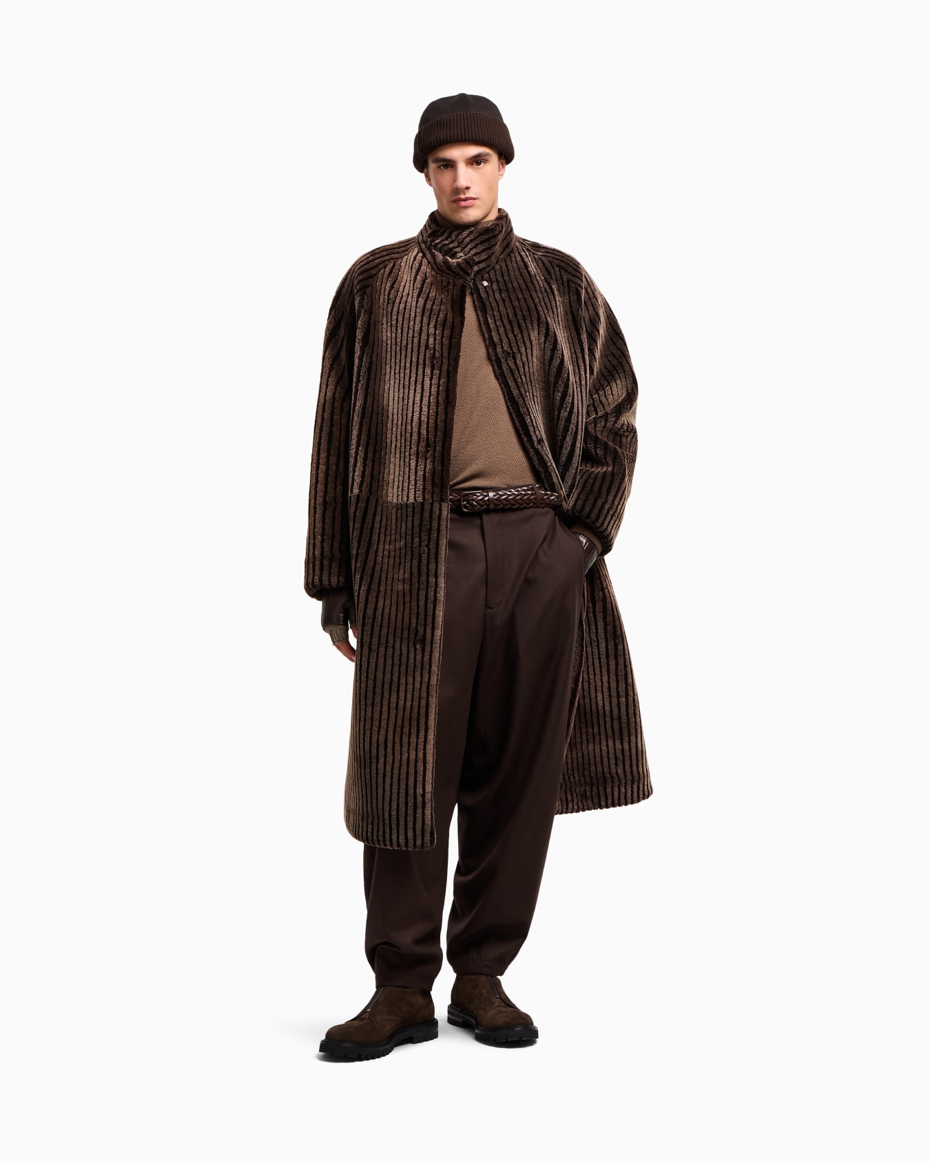 Long lambskin shearling coat Slide 2