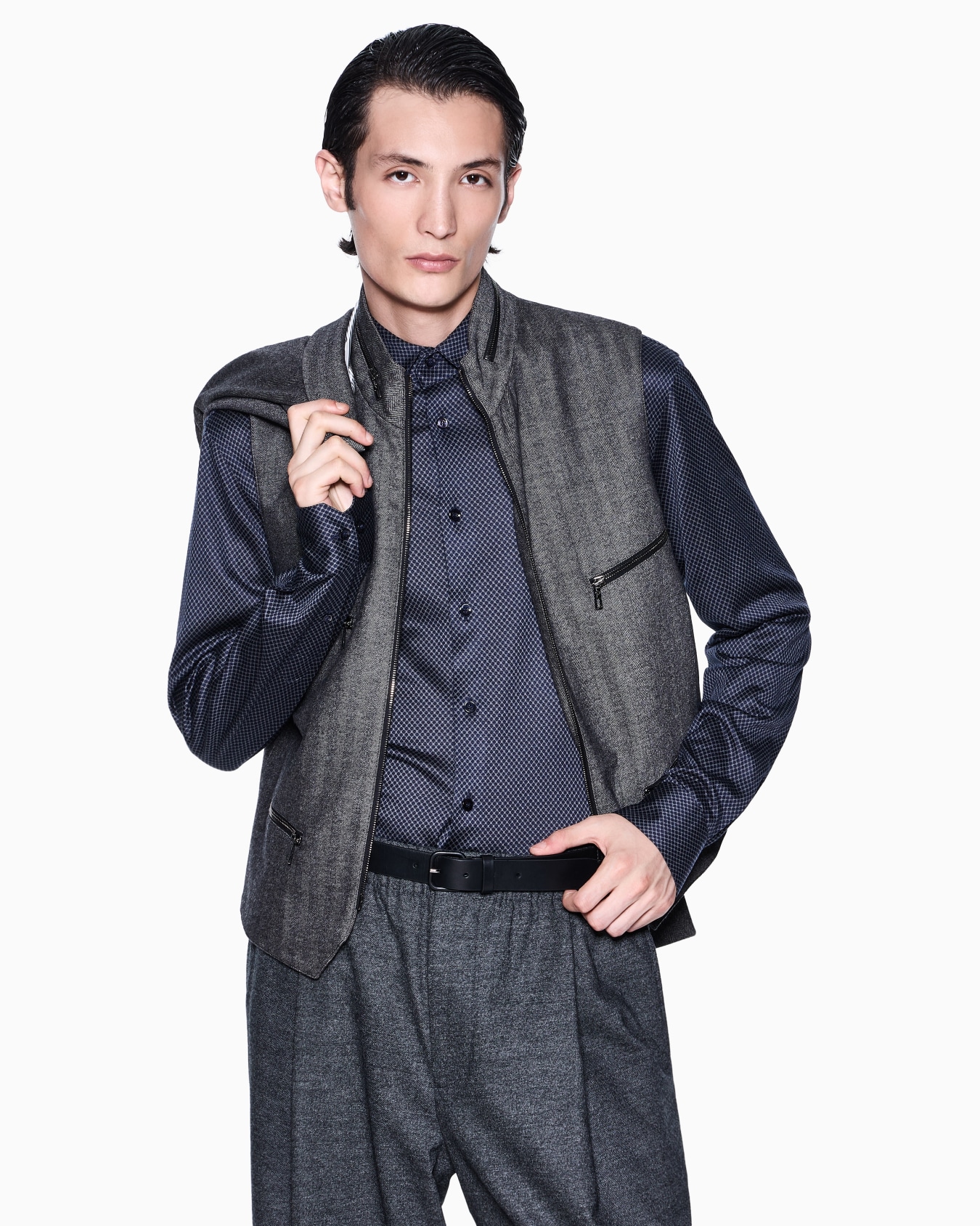 シングルタックパンツ バージンウール デニム風 スライドする 5