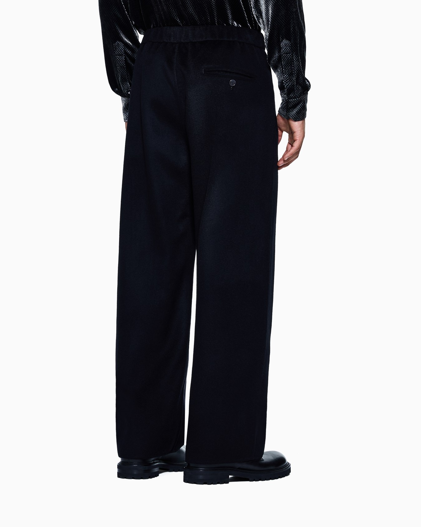 Pantaloni a una pince in panno double di cashmere Slide 2