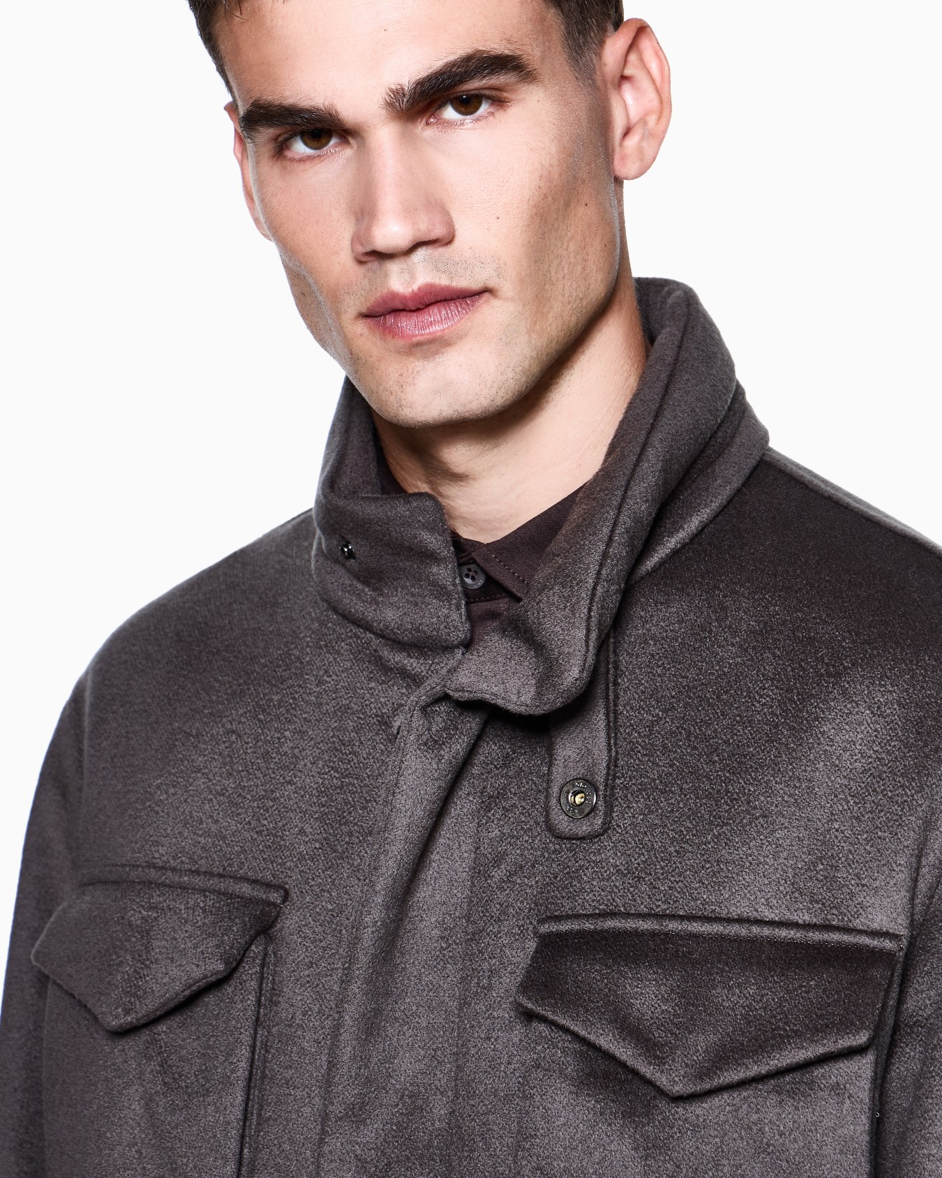 Hose mit einer Bundfalte aus doppellagigem Kaschmirstoff Folie 4