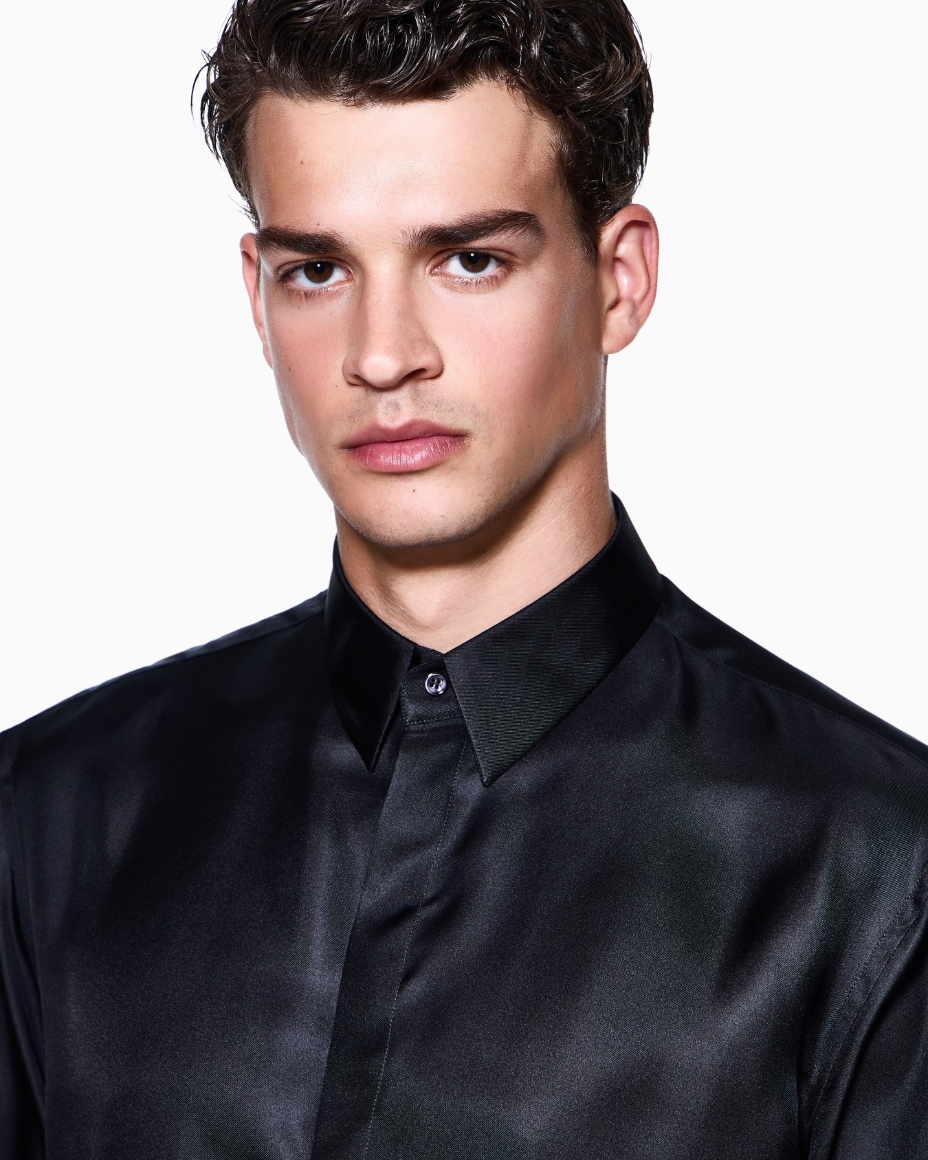 Regular-fit shirt in silk twill Slide 4