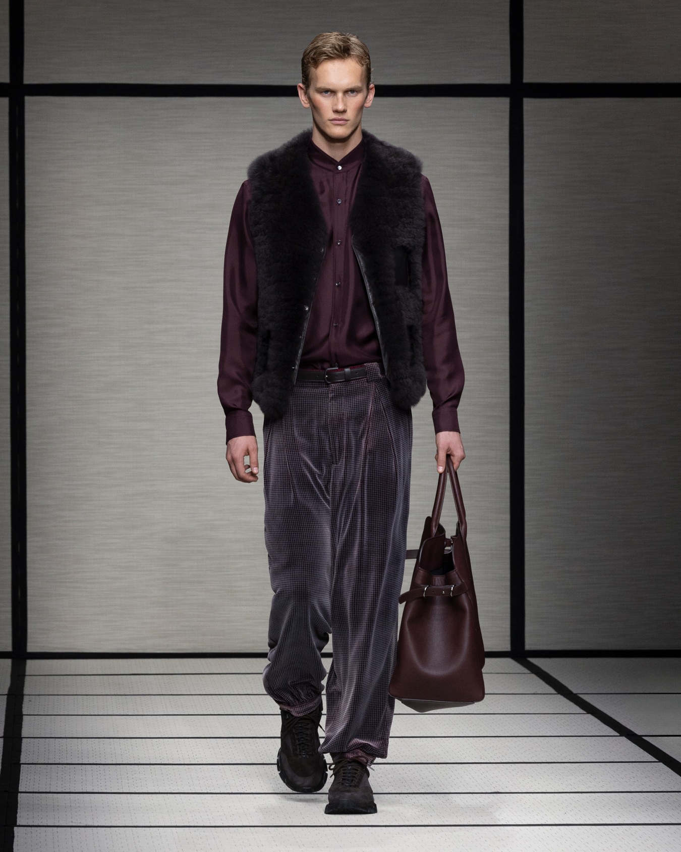 Silk twill shirt Slide 6