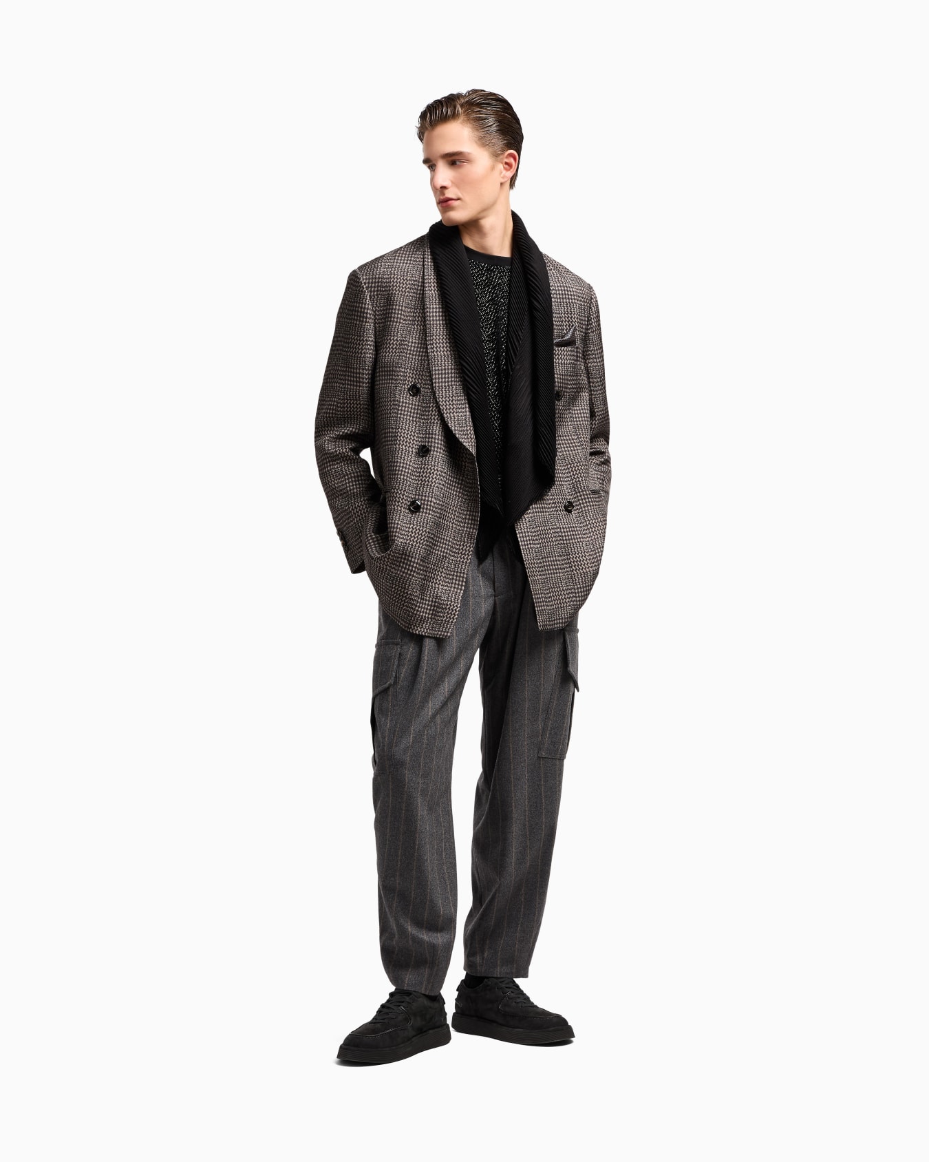 Crew-neck shirt in printed viscose and silk Slide 2
