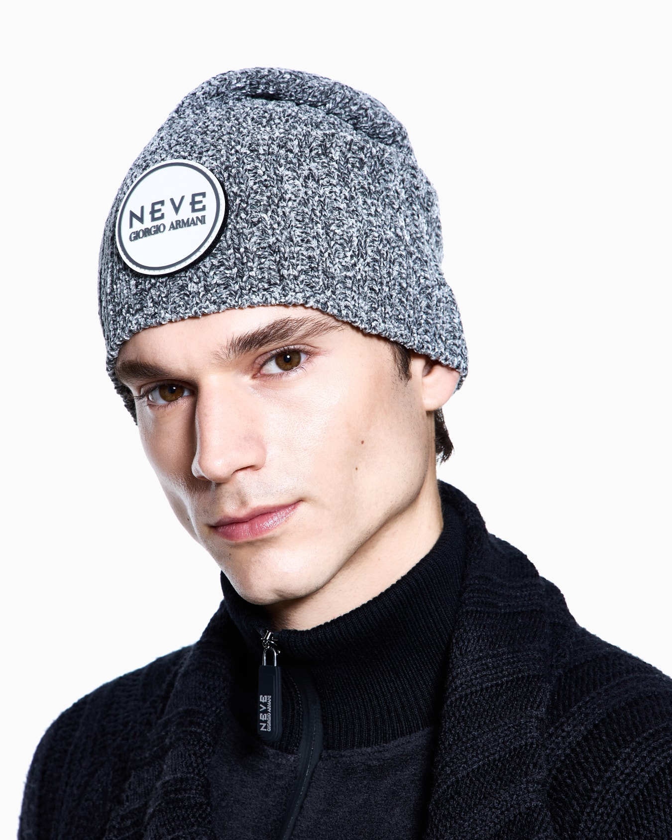 Beanie in ciniglia a coste Giorgio Armani Neve Slide 2