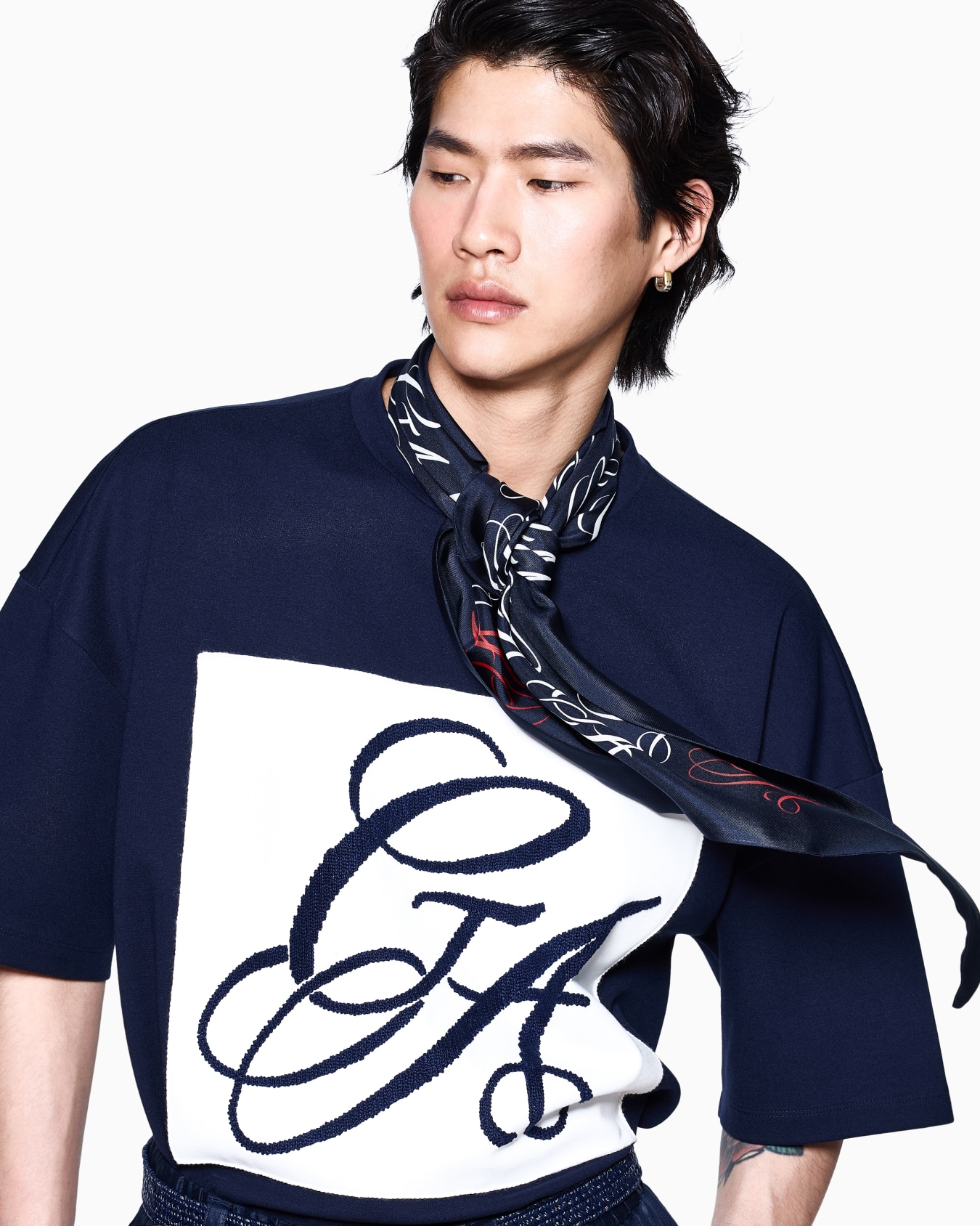 Printed silk foulard  Slide 2