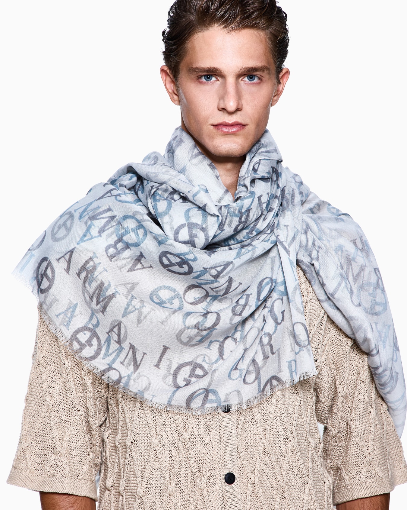 Printed cashmere and modal stole Slide 2