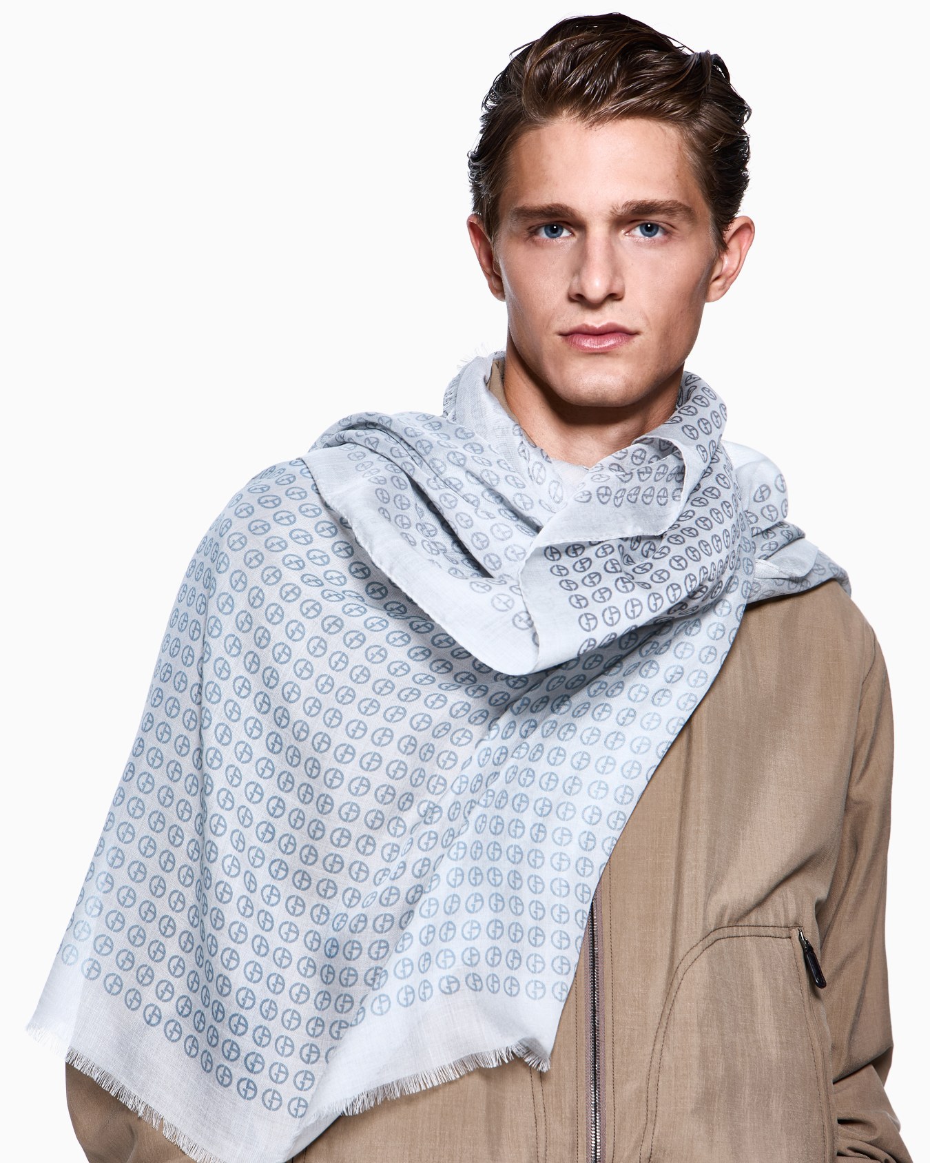 Printed cashmere and modal stole Slide 2