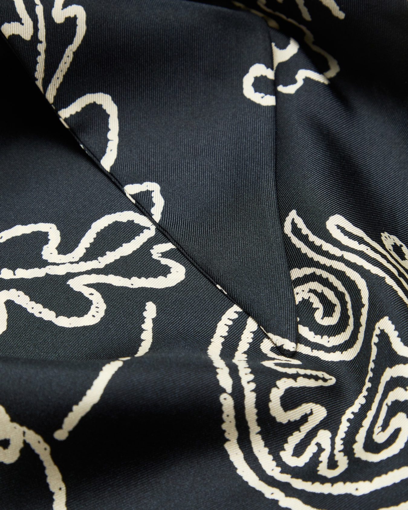 Printed silk scarf Slide 1