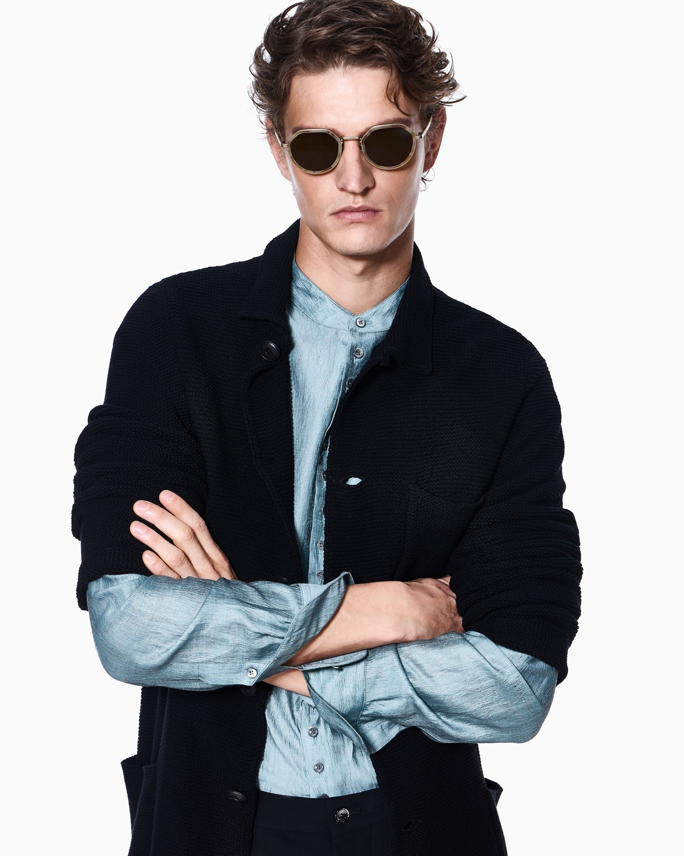 Single-breasted jacket in a links-stitch cotton knit Slide 5