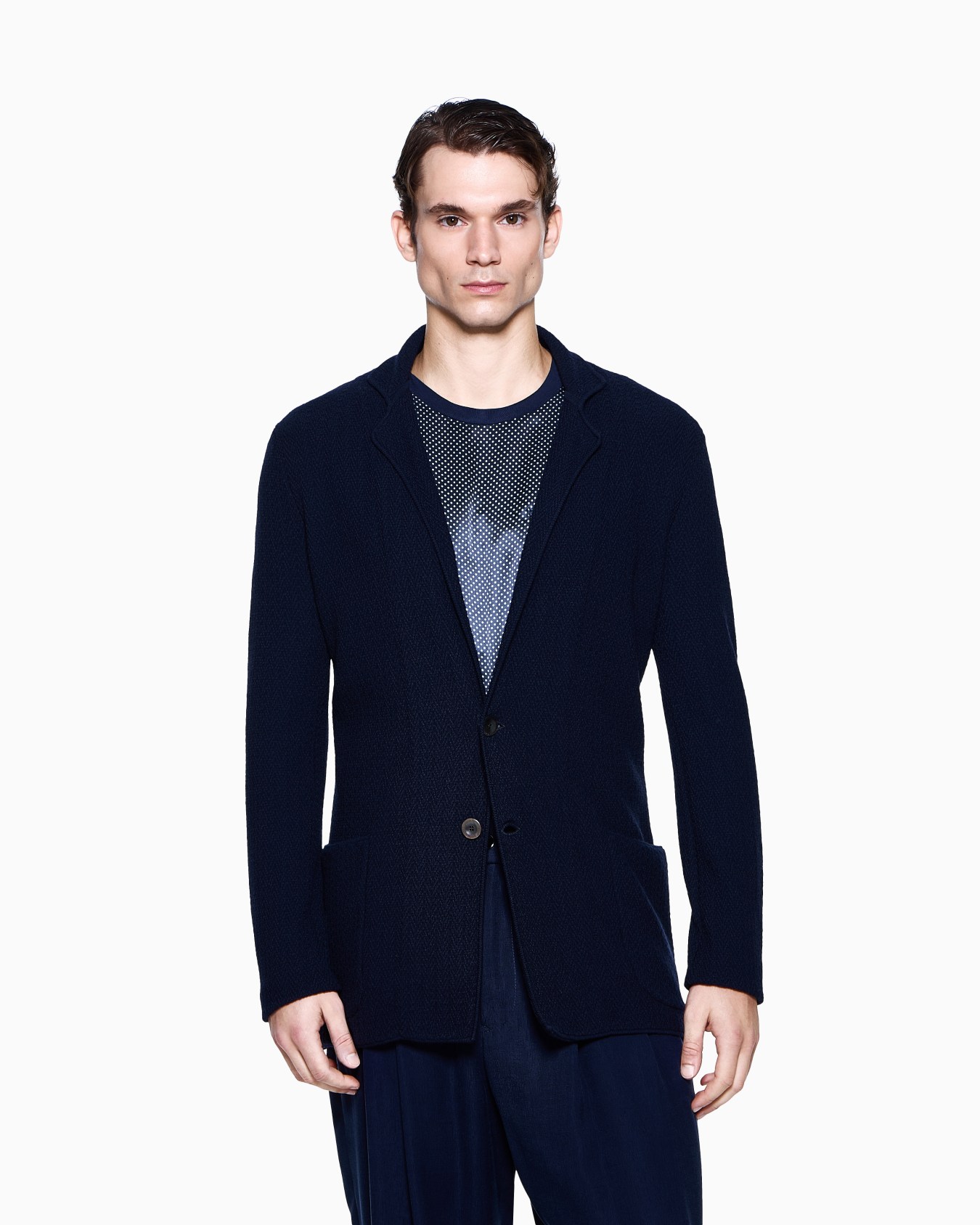 Single-breasted jacket in froissé virgin wool Slide 3