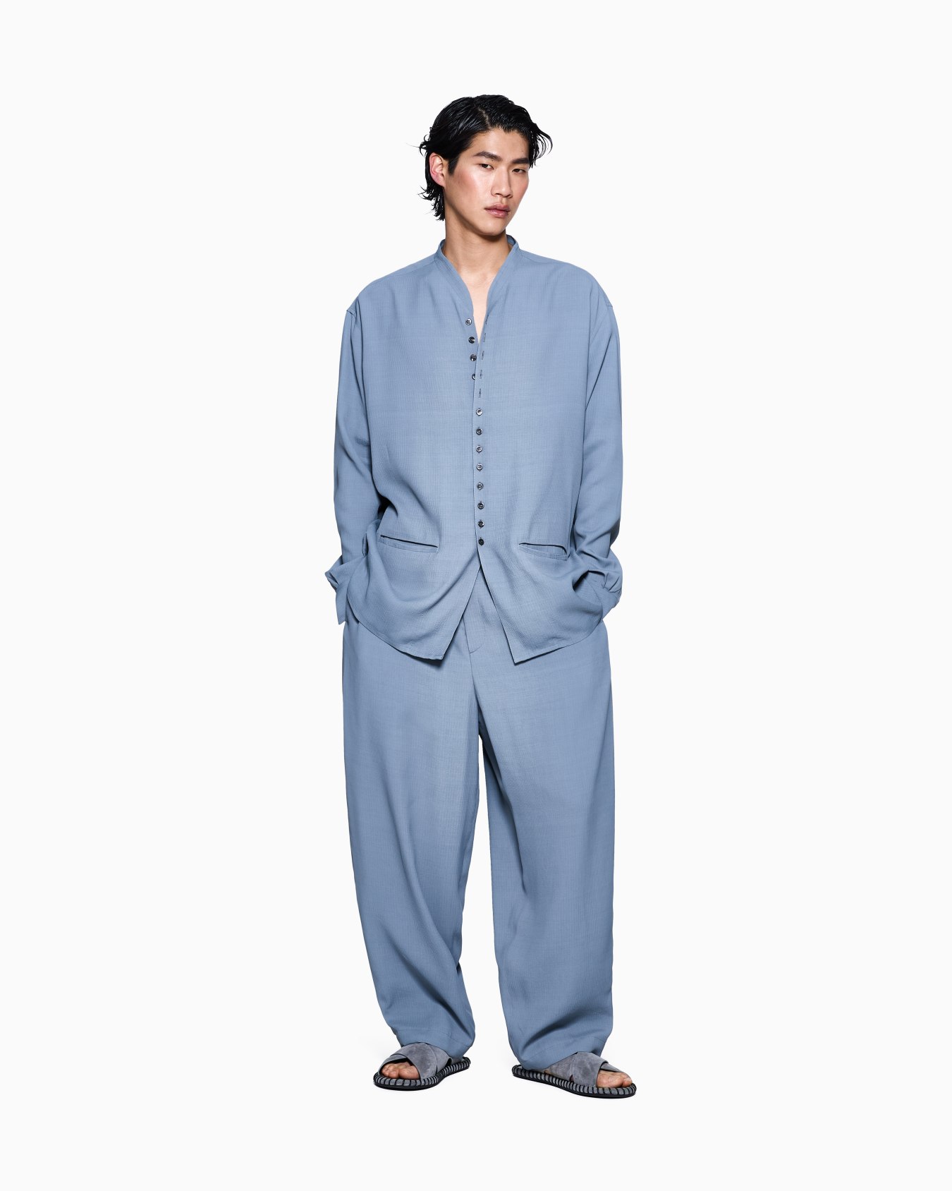 Viscose-canneté flat-front trousers Slide 2