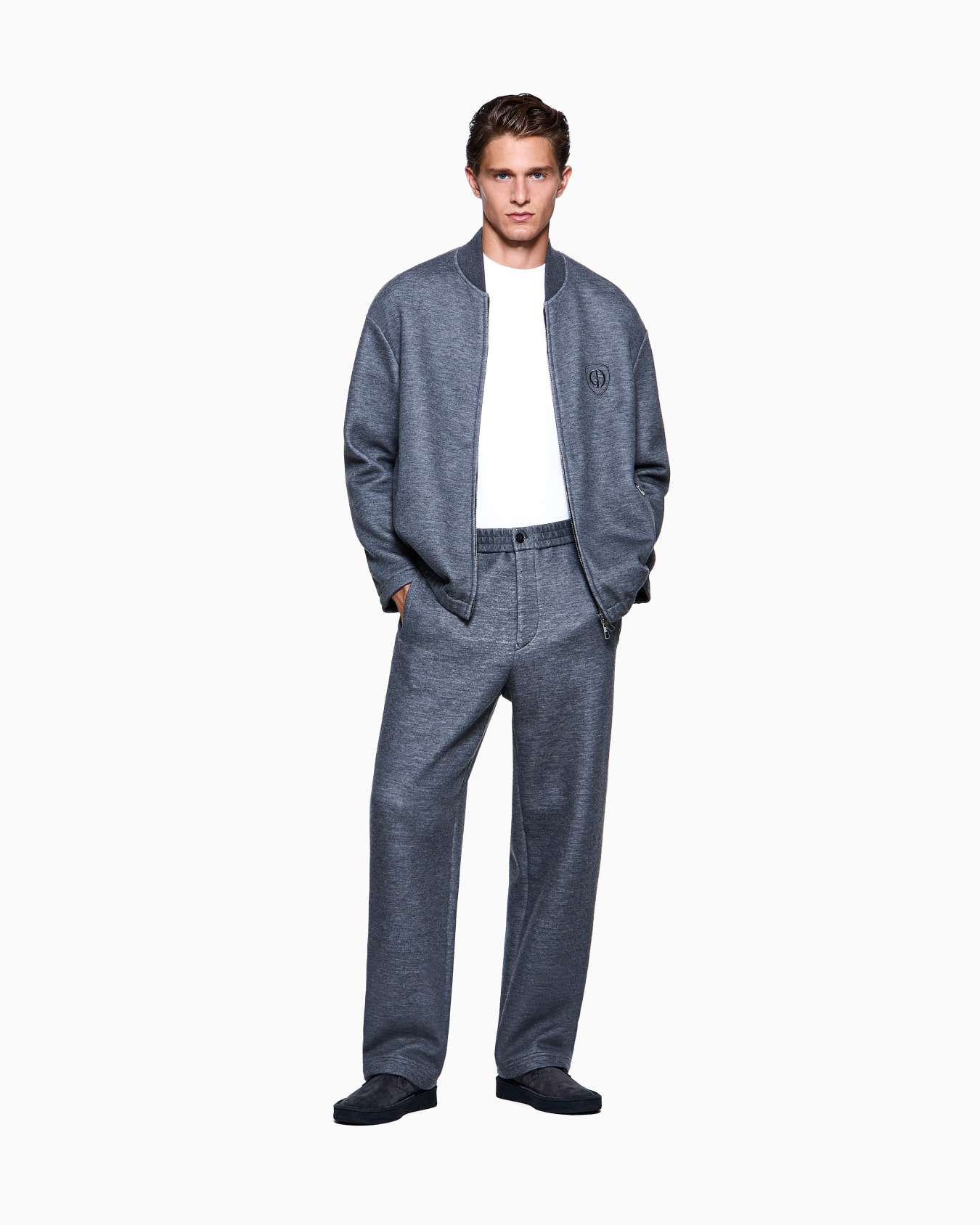 Camiseta de cuello redondo de interlock de algodón orgánico ASV Diapositiva 1