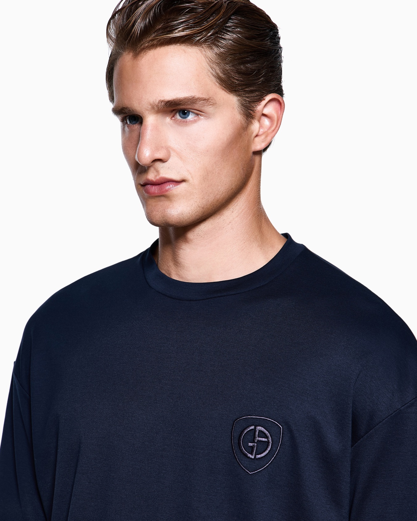 Camiseta de cuello redondo de interlock de algodón orgánico ASV Diapositiva 4