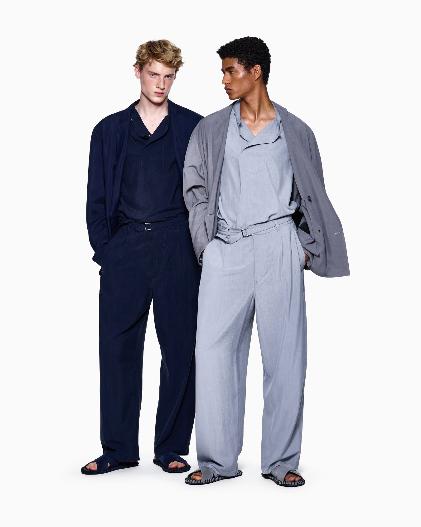 Giacca doppiopetto in popeline di seta e lino Slide 2