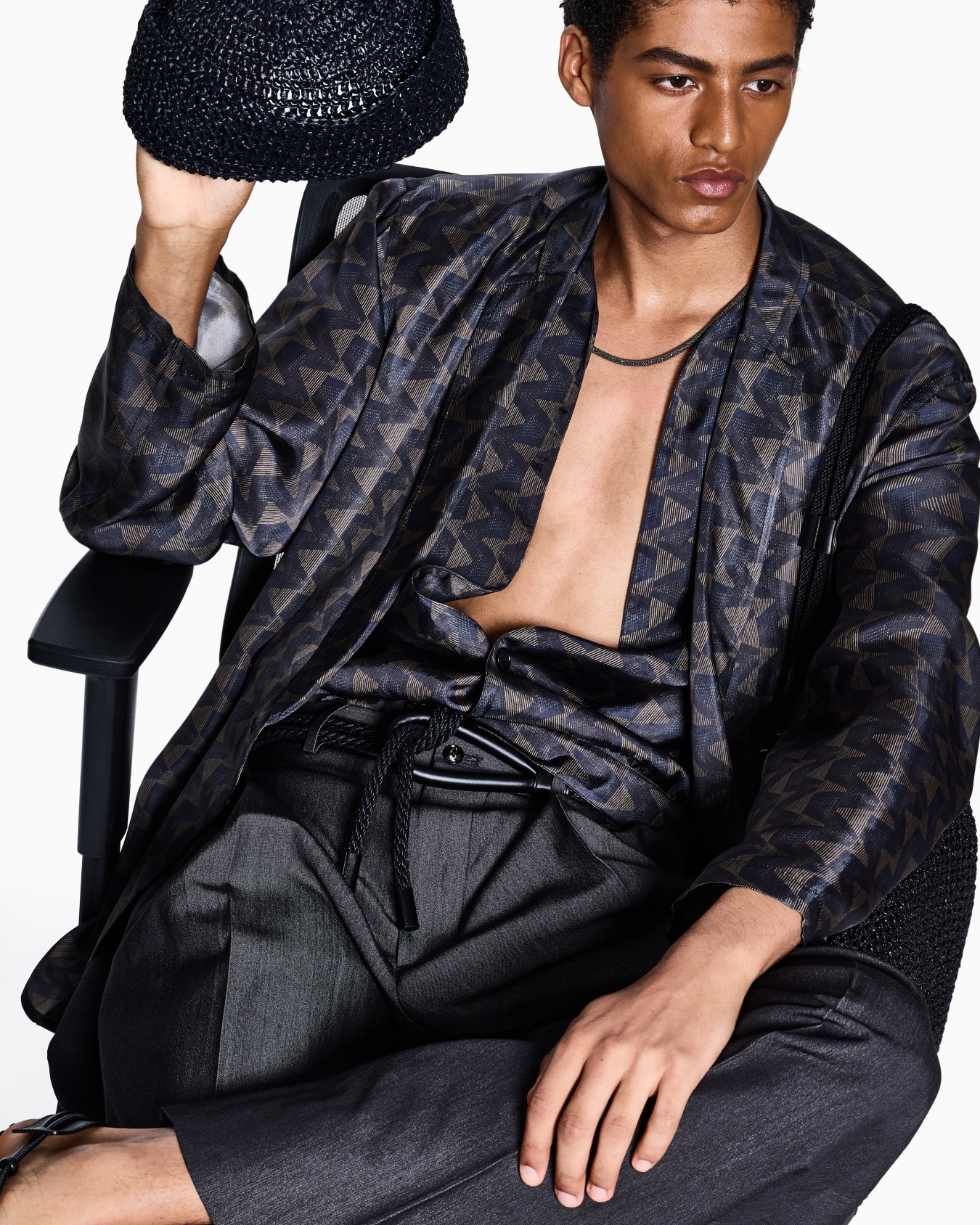 Single-breasted jacket in cupro canvas with a geometric print Slide 4