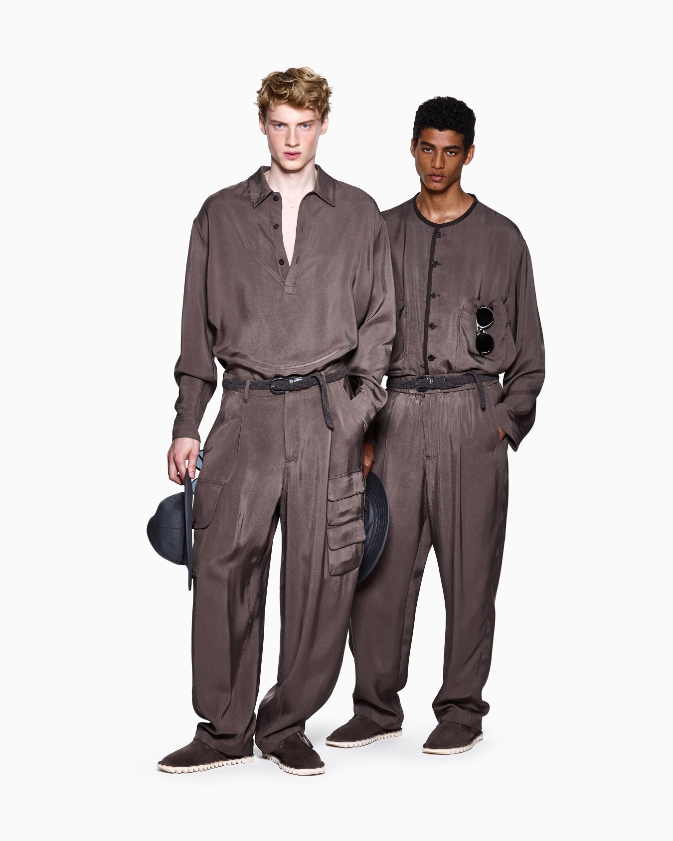 Pantaloni multi pocket in twill di viscosa delavé Slide 2