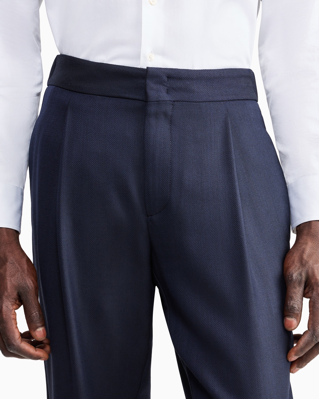 Pantalones de lana y cachemira con motivo chevrón Diapositiva 4