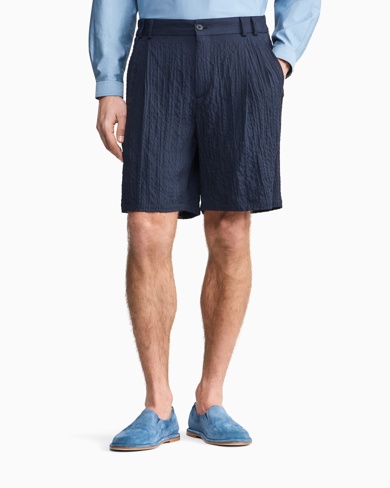 Double-pleat Bermuda shorts in Lyocell and silk froissé Slide 3