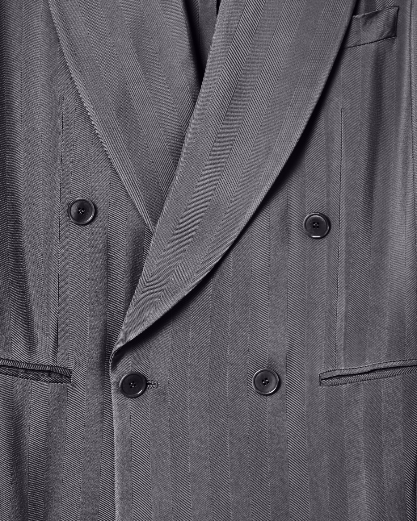 Double-breasted viscose suit Slide 5