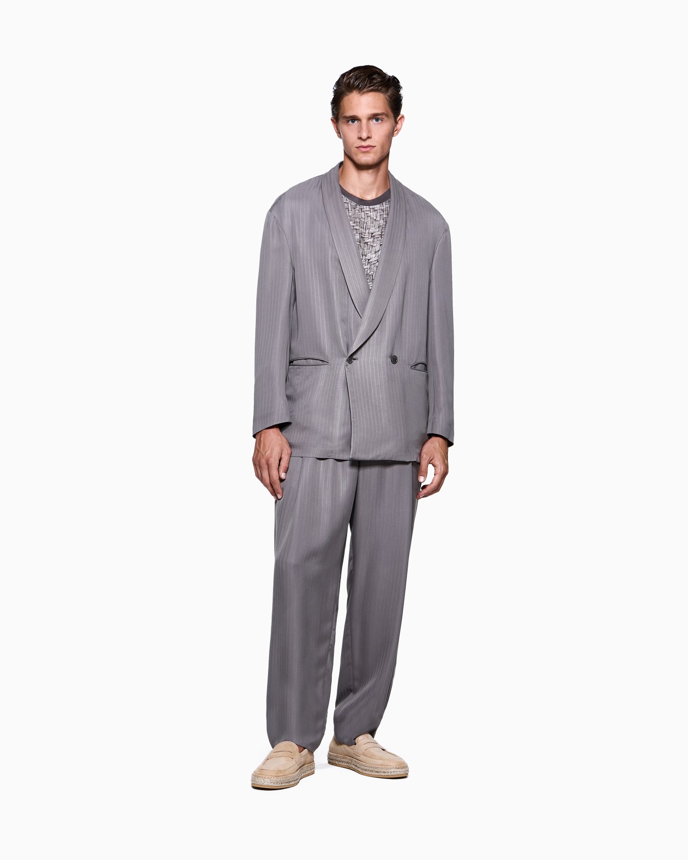 Cupro chevron double-breasted suit Slide 1