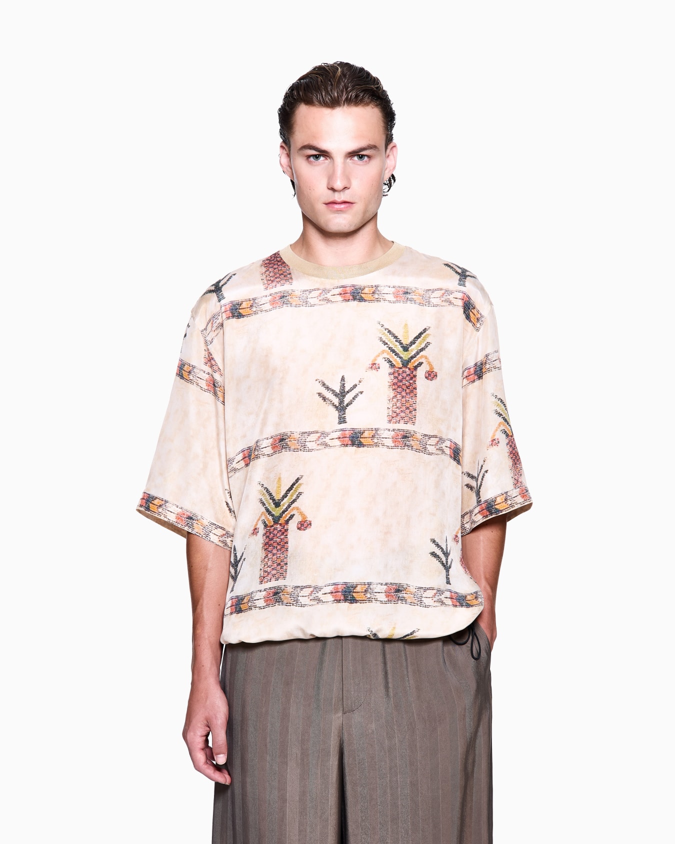 Tシャツ シルク プリント スライドする 3