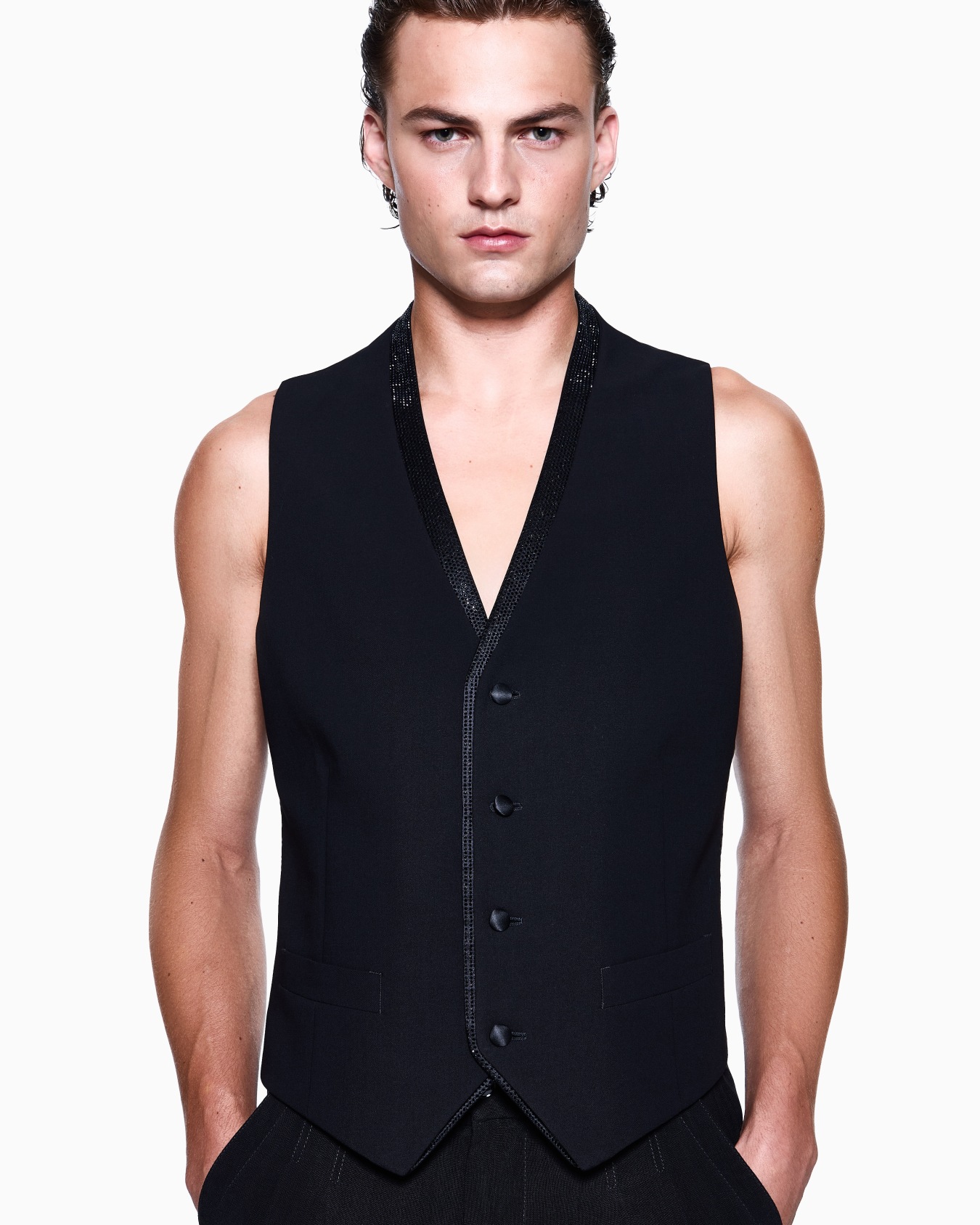 シングルブレスト ウエストコート バージンウール ラインストーンディテール スライドする 4