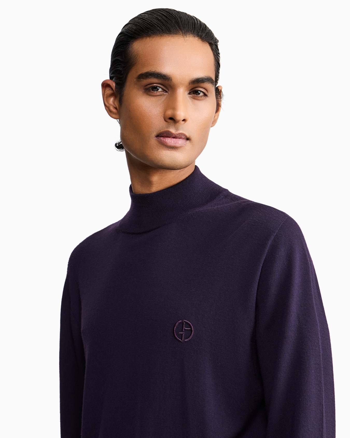 Slim-fit sweater in plain knit virgin wool Slide 5
