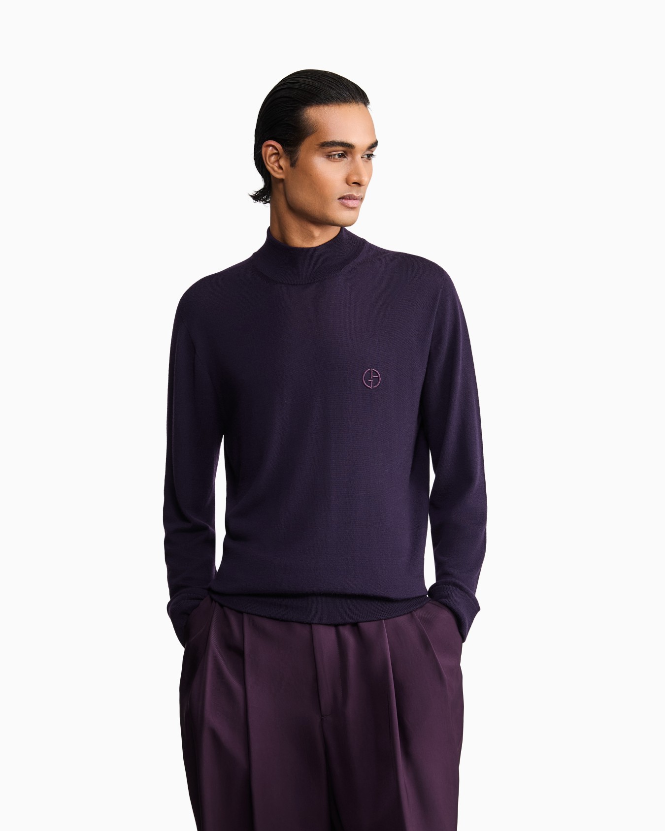 Slim-fit sweater in plain knit virgin wool Slide 3