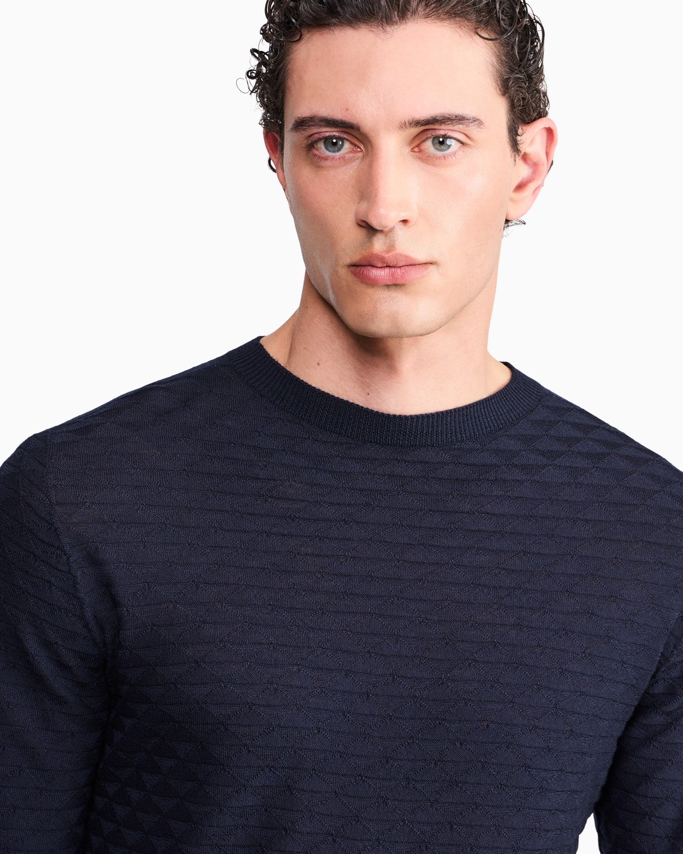 Sweater with regular fit in virgin wool with triangle weave Slide 6