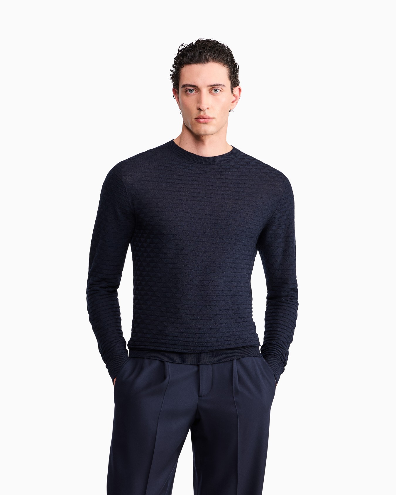 Sweater with regular fit in virgin wool with triangle weave Slide 3