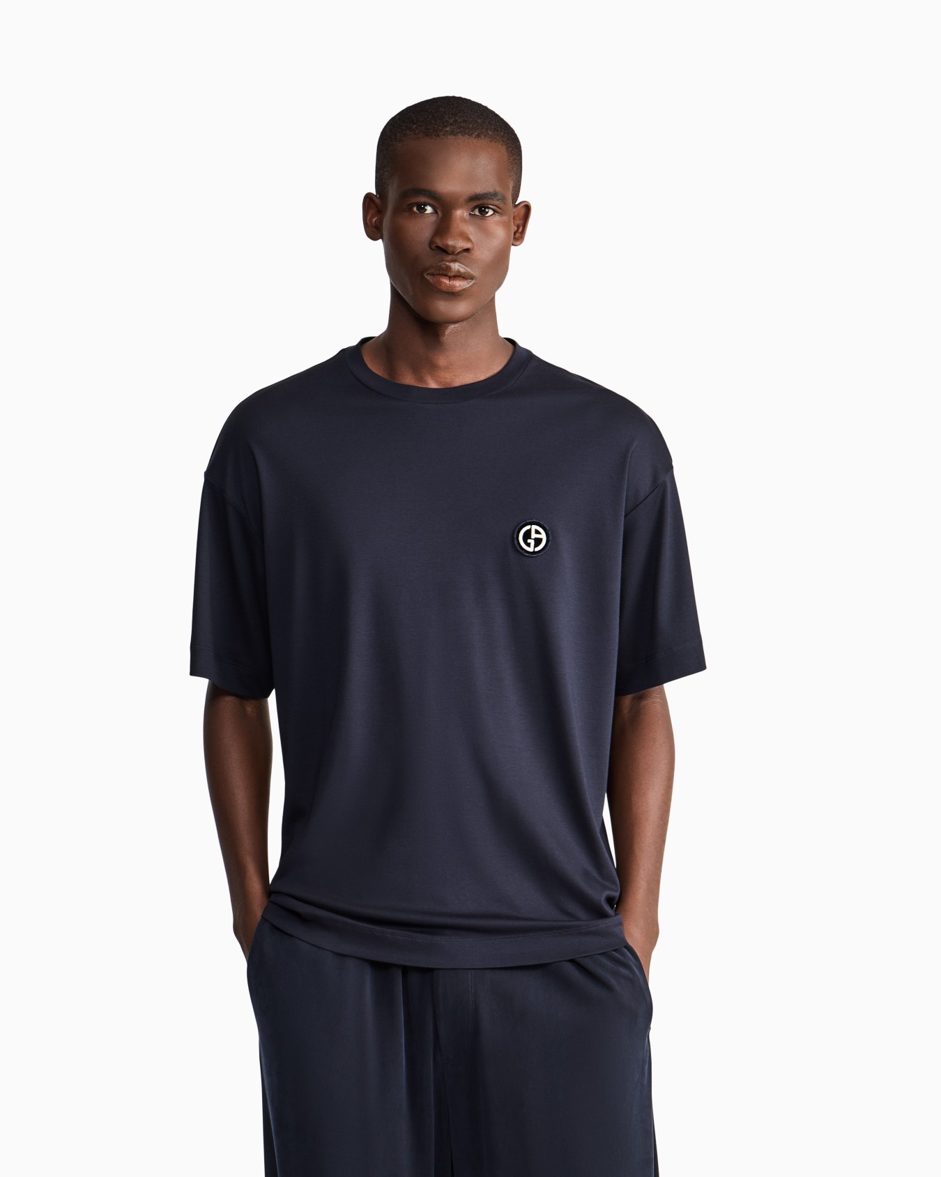T-shirt à col rond en jersey interlock de coton et modal Diapositive 3