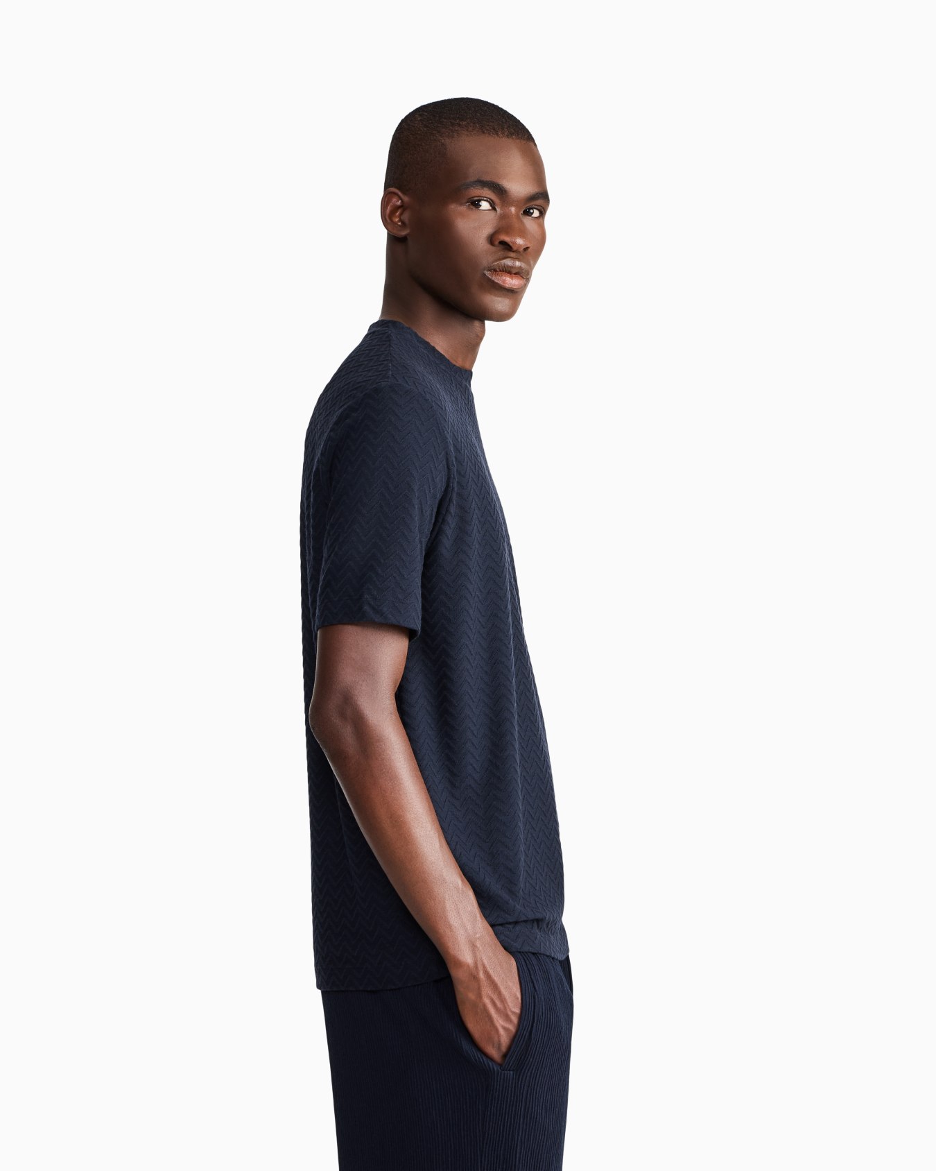 T-shirt regular fit chevron jacquard stretch virgin wool Slide 7