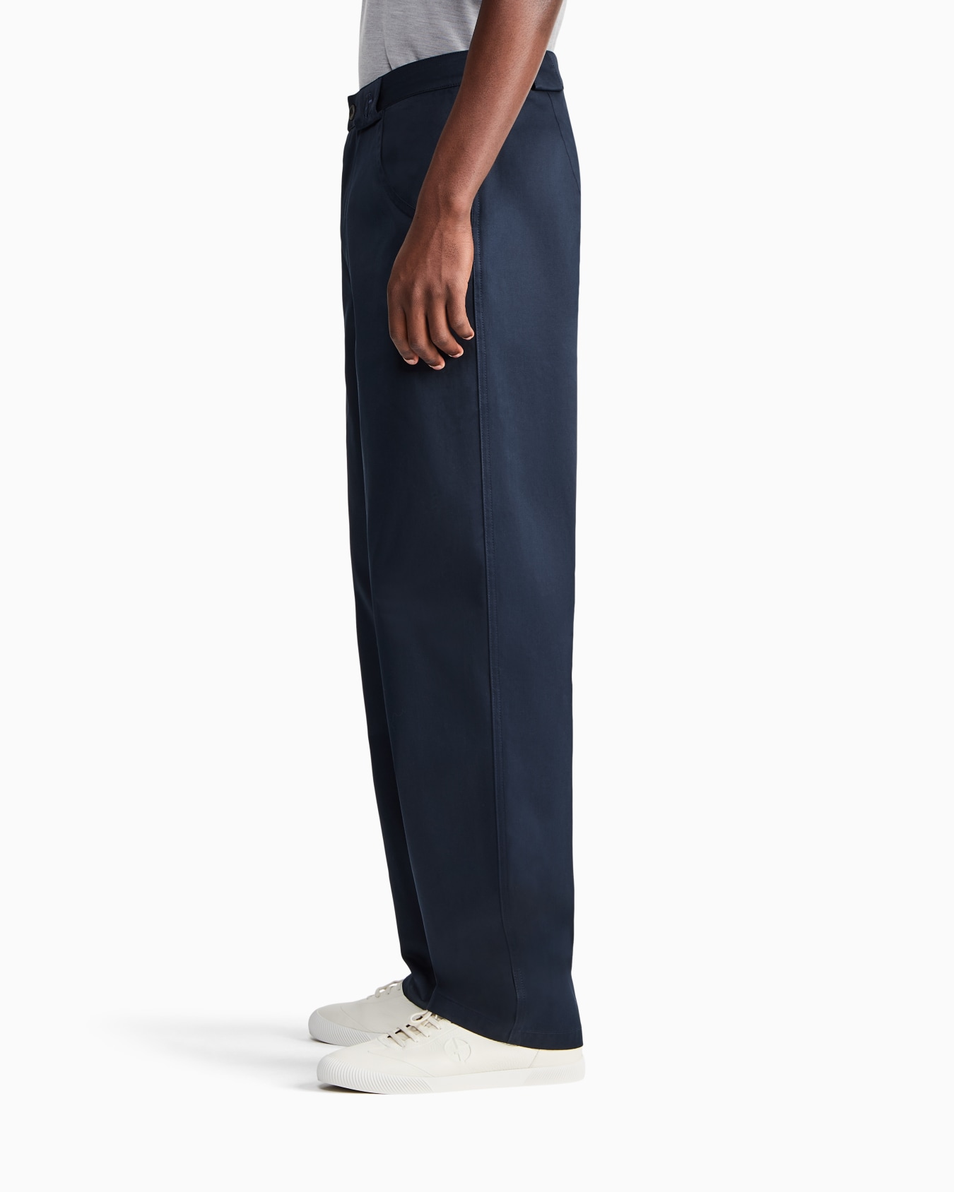 Trouser regular fit in stretch cotton gabardine Slide 7