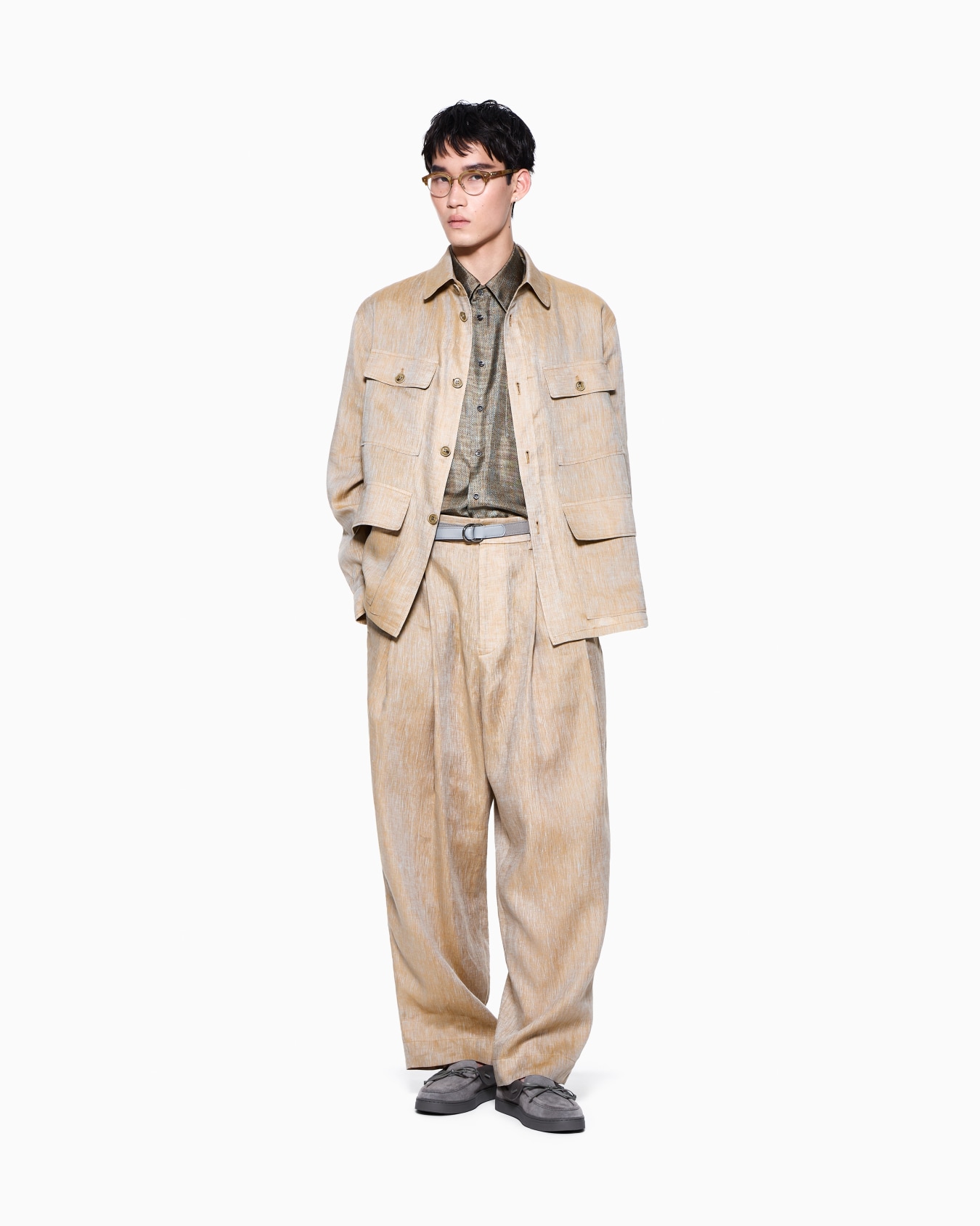 Trouser oversized fit in iridescent yarn-dyed linen Slide 1