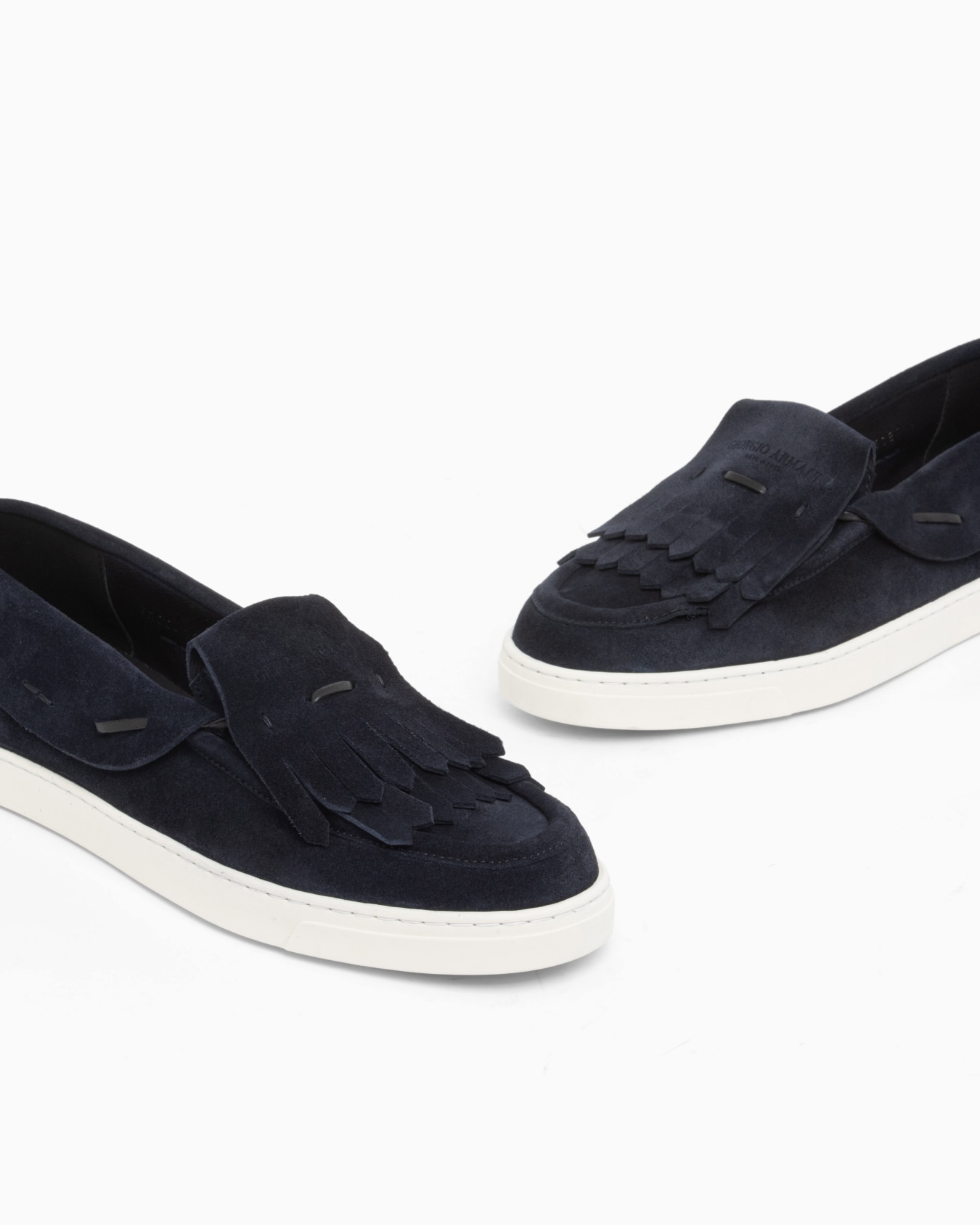 Loafer in suede with a leather lining and rubber sole Slide 4