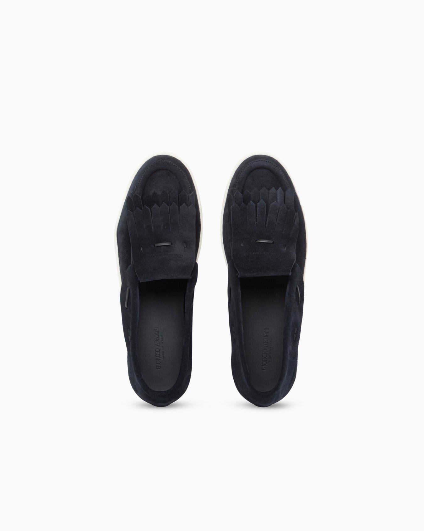 Loafer in suede with a leather lining and rubber sole Slide 2